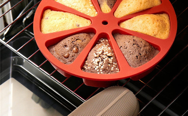 Silicone cake mold